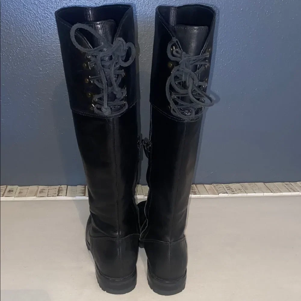Cole Haan with Nike Air sole Black Leather Boots, Size 7 B waterproof